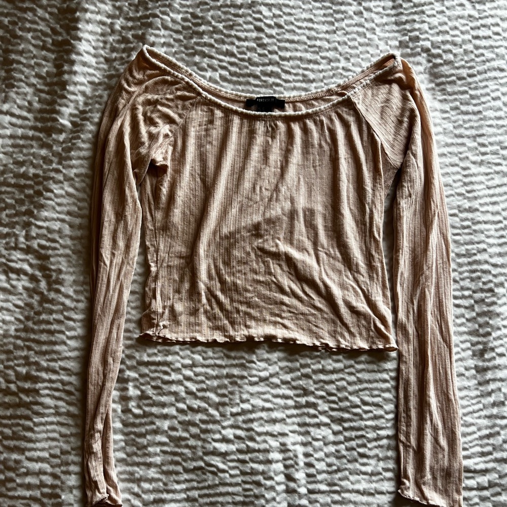pink off the shoulder crop top